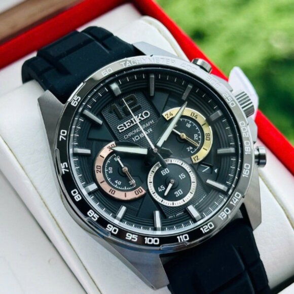 Seiko Mens Black 44mm Watch New - Picture 1 of 7